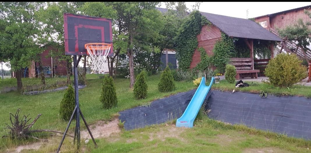 Wczasy Na Kaszubach U Hani 维勒 外观 照片